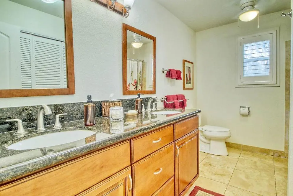 Pono Kai Resort #A101 - A Welcoming 2 Bdrm - 2 Bath, Private Beachfront Vacation Home Kapa'a USA